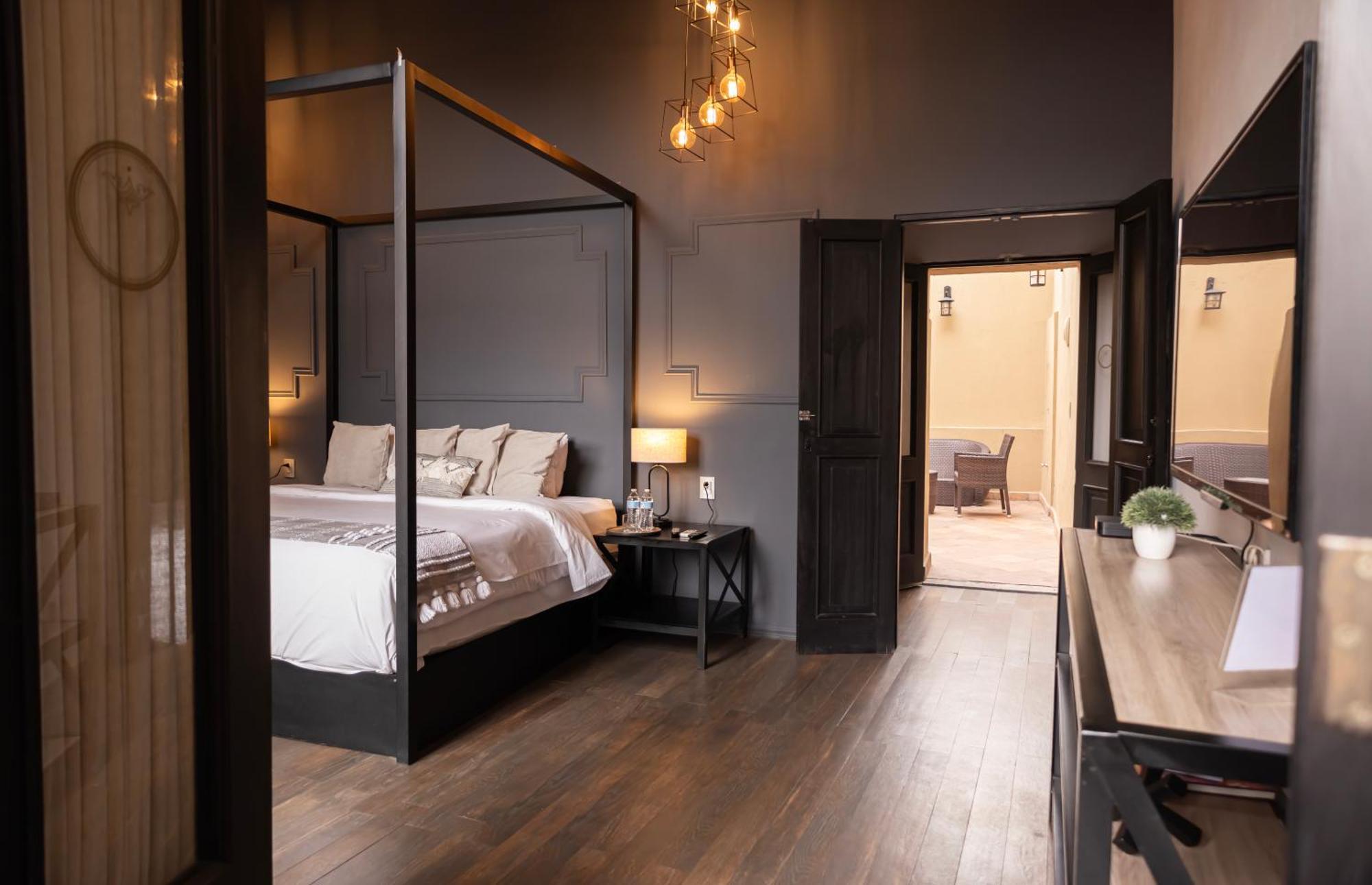 Plaza De Armas Hotel 4*